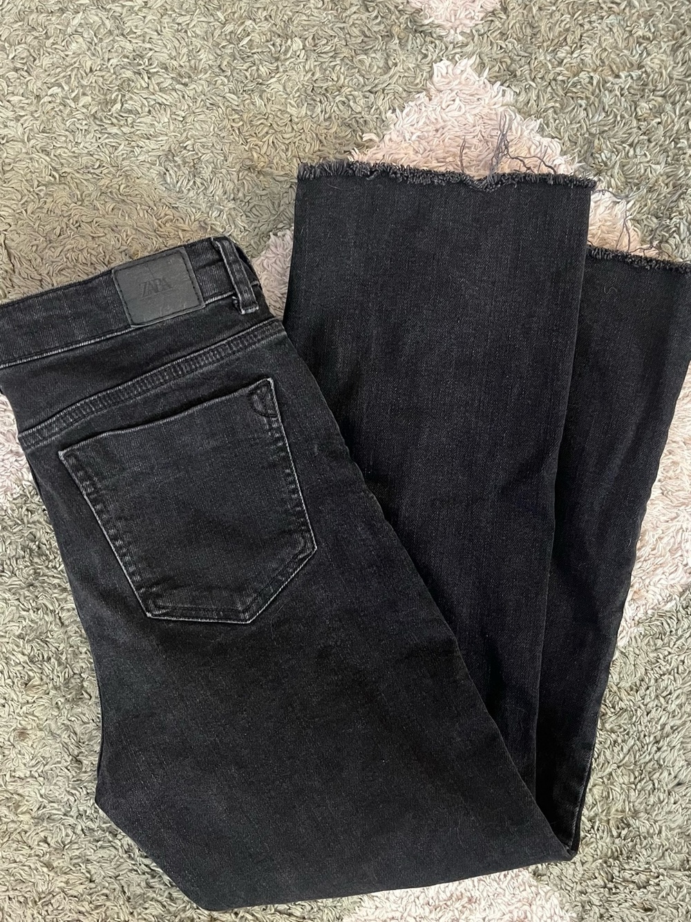 Zara Black Wide-Leg Raw Hem Jeans
